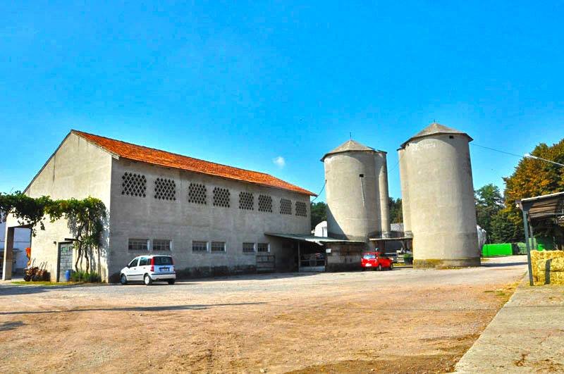 Base azienda agricola piolanti